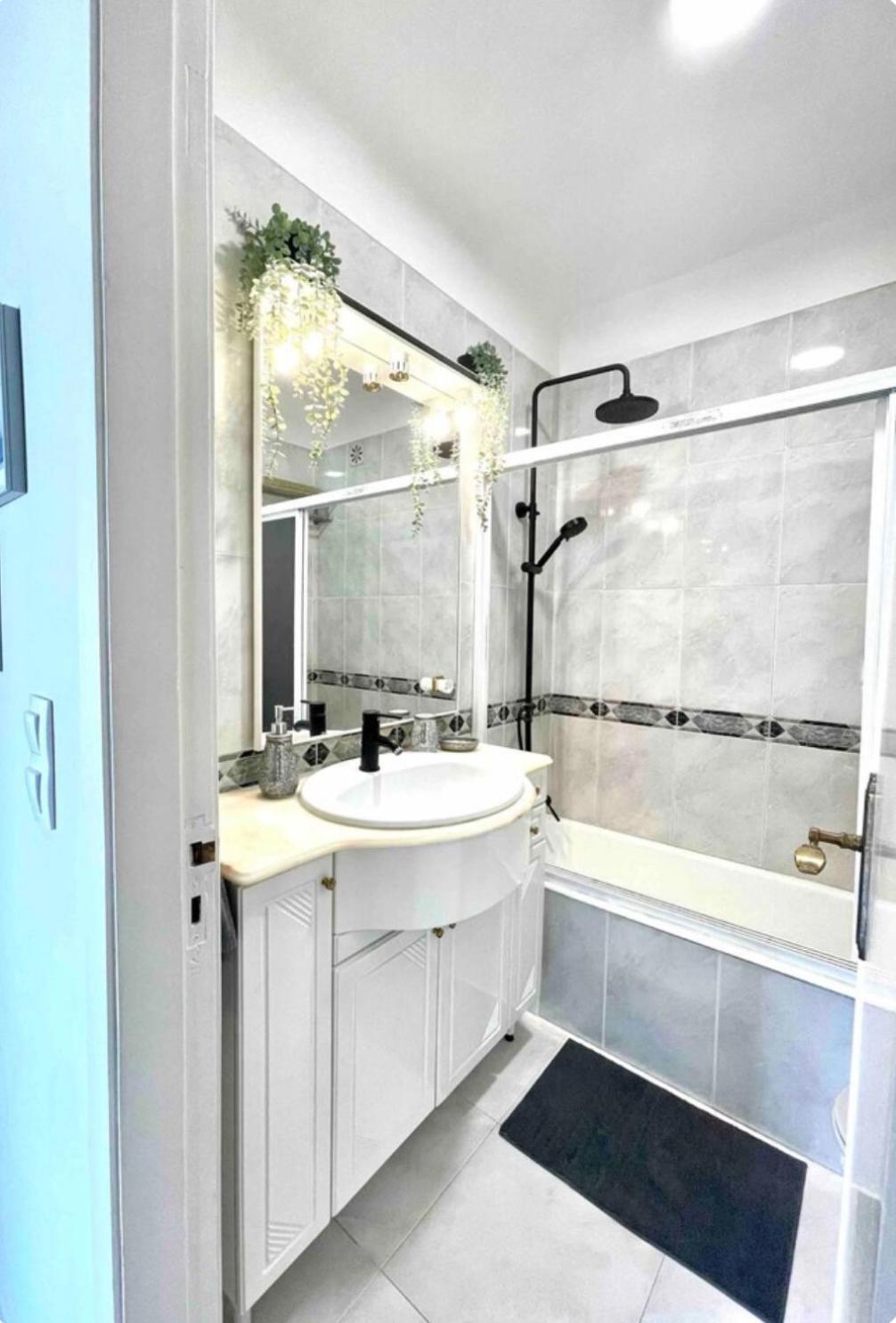 Lisbon Sky View 3Br Home + Near Airport + Free Parking Esterno foto